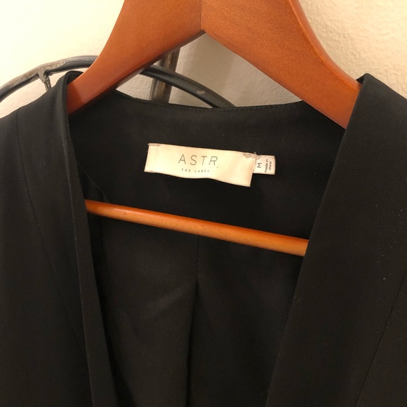 ASTR Classic Black Blazer - Picture 1 of 5